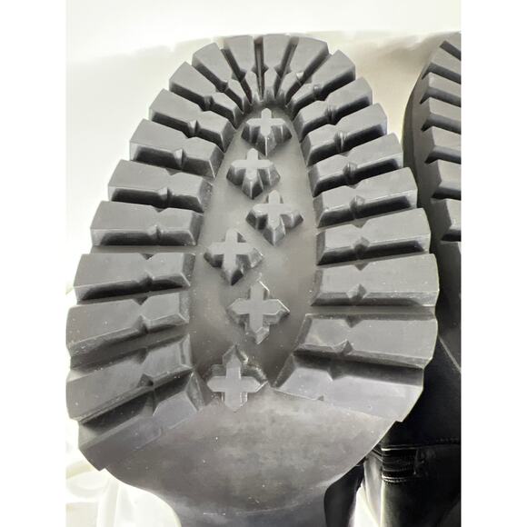 Steve Madden Beso Platform Boots, Size 10 - Picture 13 of 16